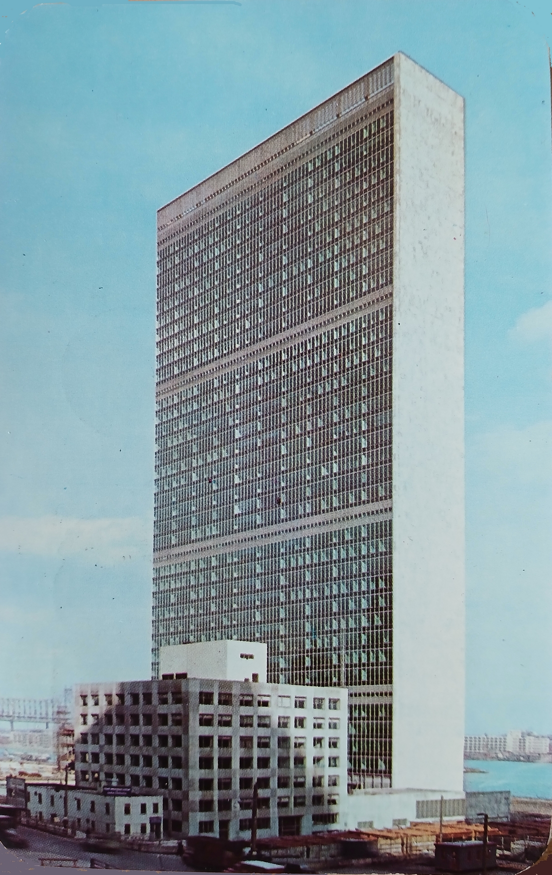 United Nations Charter vom 26. Juni 1945: Eine Postkarte vom 24. Oktober 1951